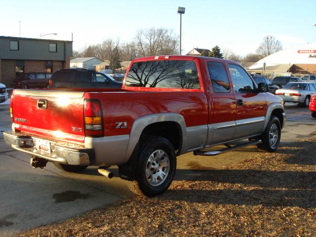 GMC Sierra 2005 photo 1