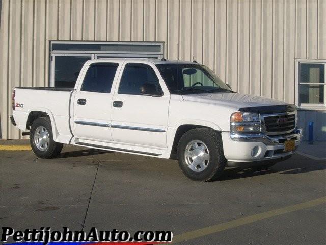 GMC Sierra 2005 photo 1