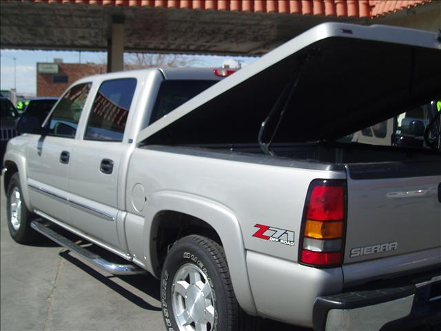 GMC Sierra 2005 photo 4