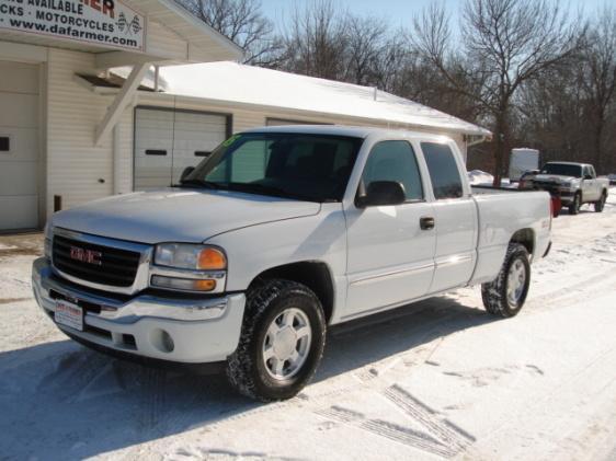 GMC Sierra 2005 photo 3