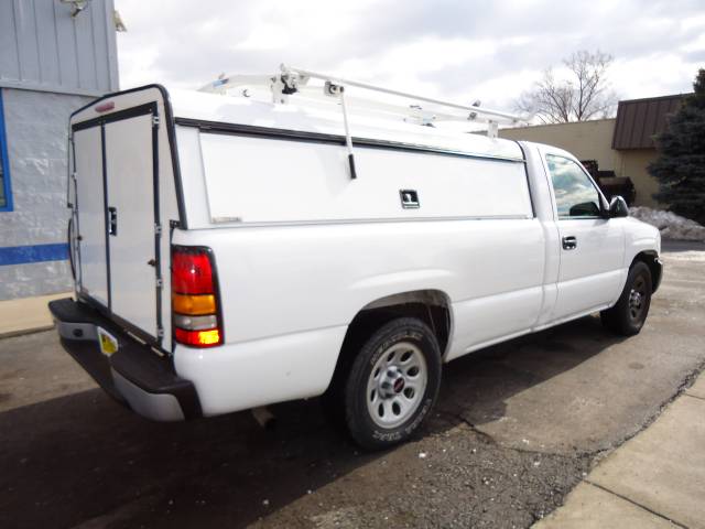 GMC Sierra 2005 photo 4