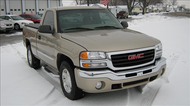 GMC Sierra 2005 photo 1