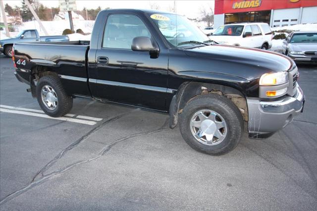 GMC Sierra 2005 photo 1