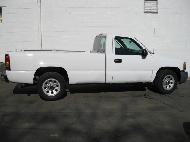 GMC Sierra 2005 photo 4