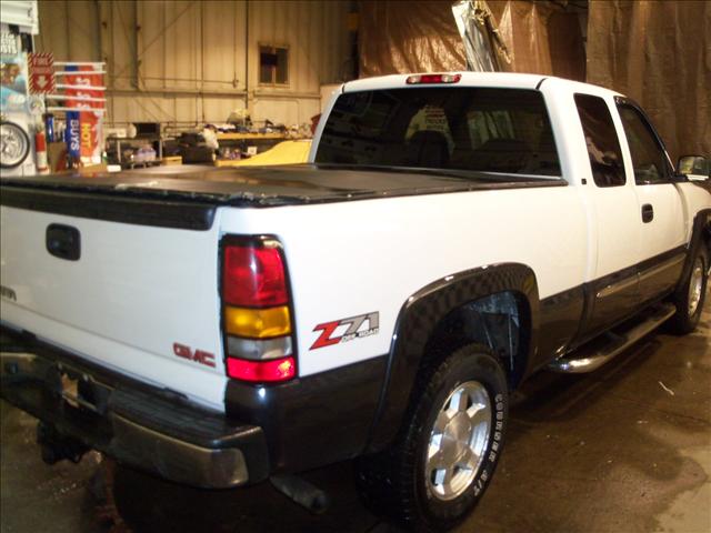 GMC Sierra 2005 photo 4