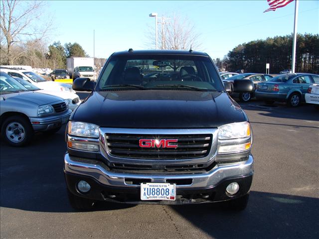 GMC Sierra 2005 photo 4