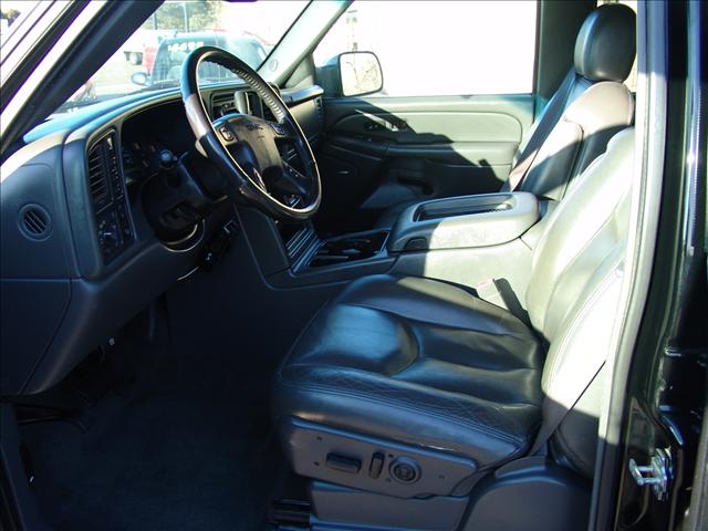 GMC Sierra 2005 photo 2