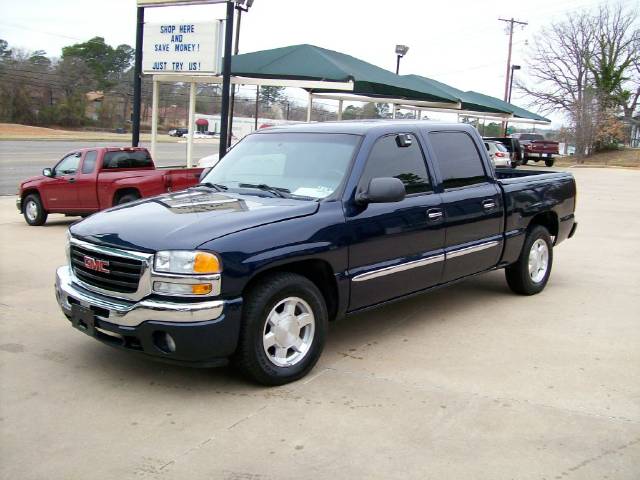 GMC Sierra 2005 photo 4