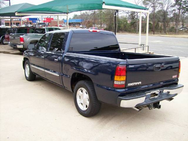 GMC Sierra 2005 photo 5