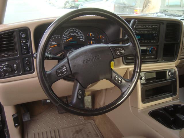 GMC Sierra 2005 photo 3