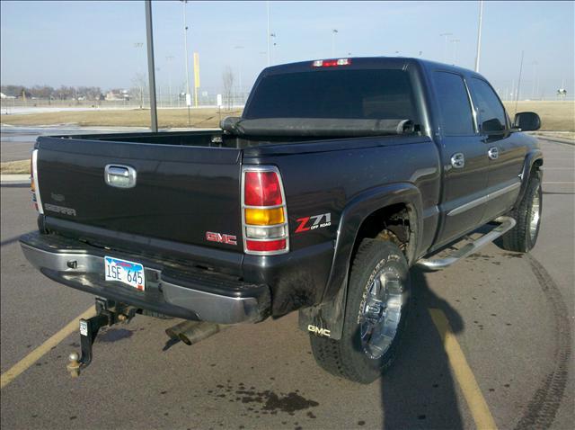 GMC Sierra 2005 photo 3