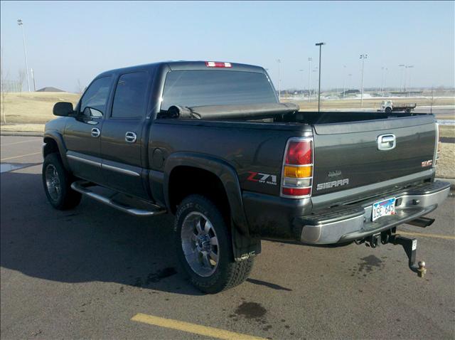 GMC Sierra 2005 photo 5