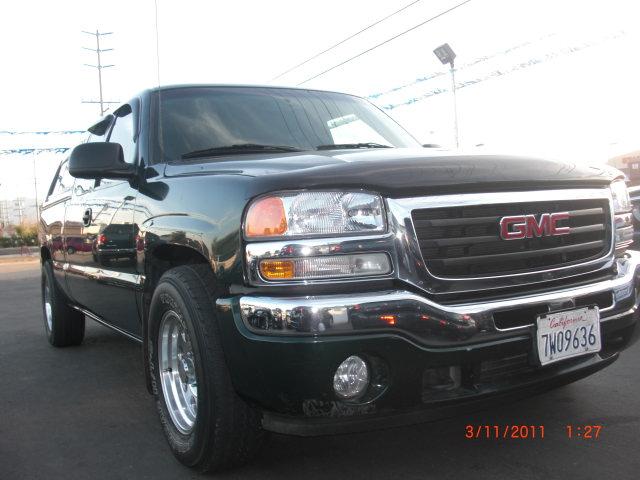 GMC Sierra 2005 photo 4