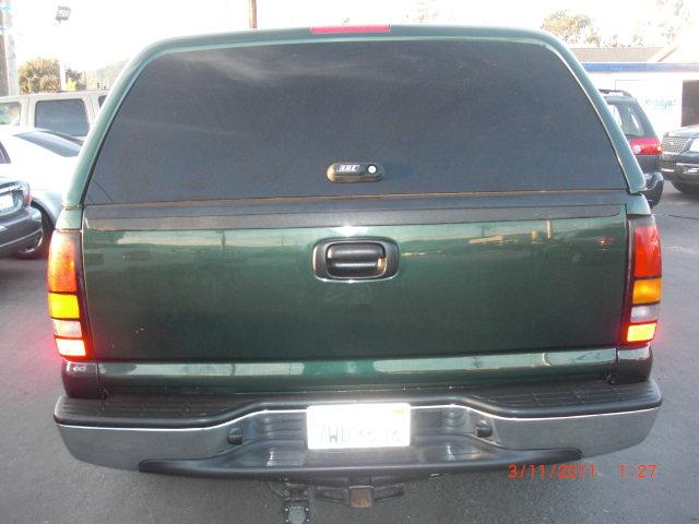 GMC Sierra 2005 photo 1