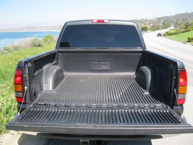 GMC Sierra 2005 photo 4