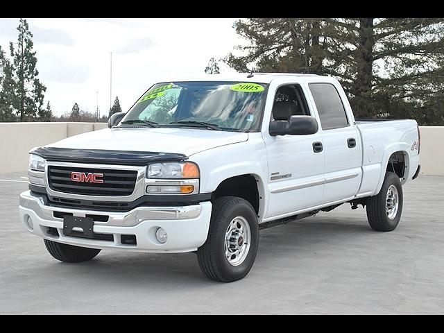 GMC Sierra 2005 photo 2