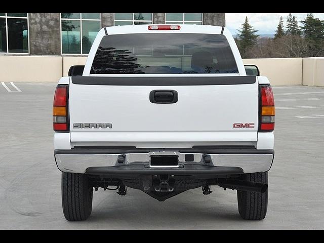 GMC Sierra 2005 photo 4