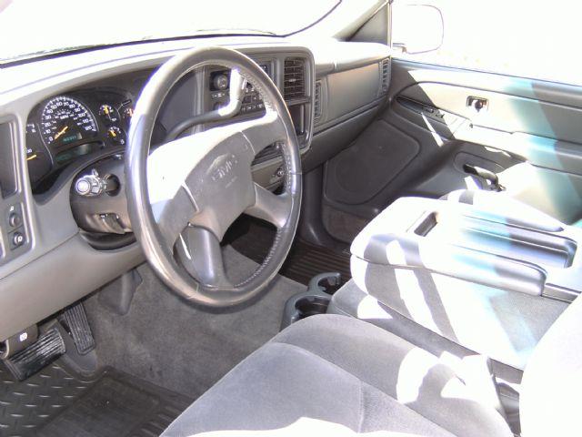 GMC Sierra 2005 photo 1