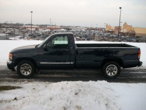 GMC Sierra 2005 photo 2