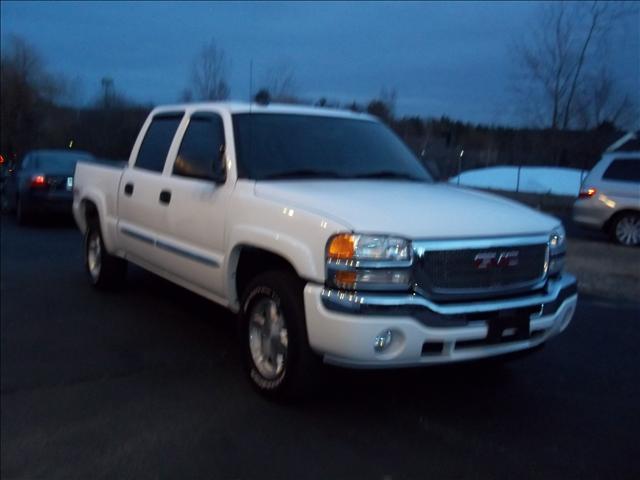 GMC Sierra 2005 photo 3