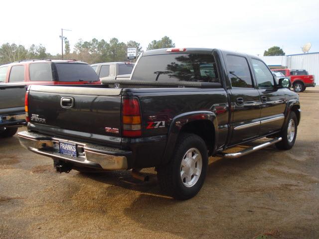 GMC Sierra 2005 photo 3