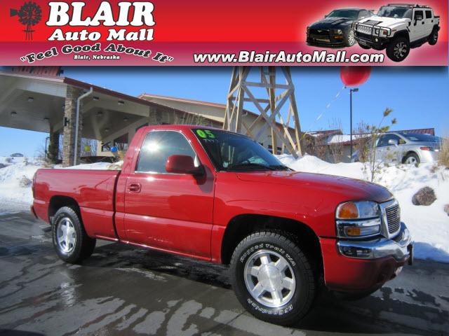 GMC Sierra 2005 photo 3