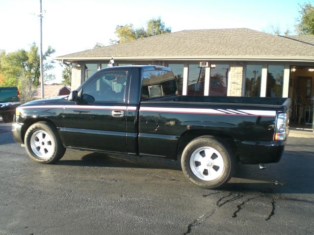 GMC Sierra 2006 photo 2