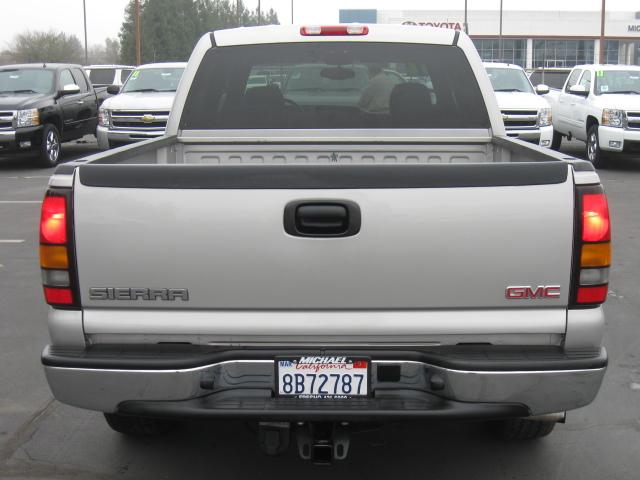 GMC Sierra SLT Pickup