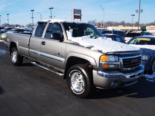 GMC Sierra SLT Pickup