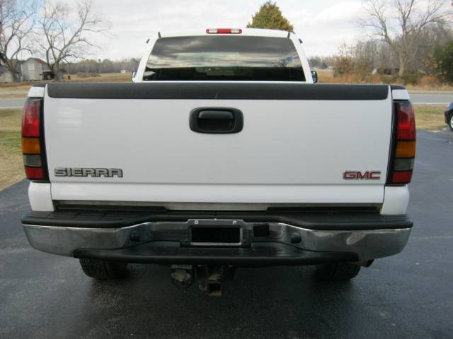 GMC Sierra 2006 photo 4