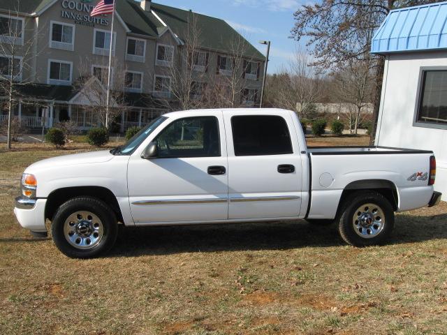 GMC Sierra 2006 photo 3