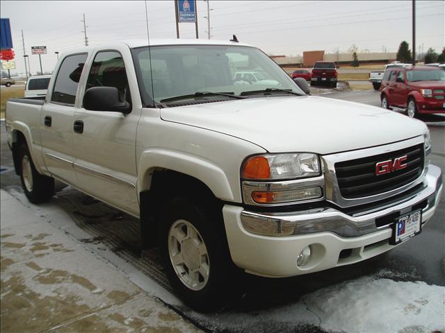 GMC Sierra 2006 photo 1