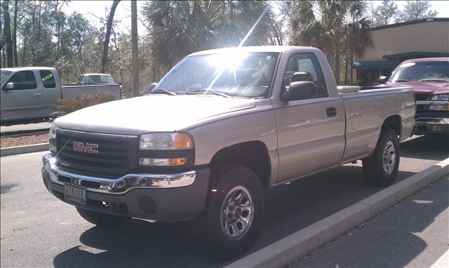 GMC Sierra 2006 photo 1