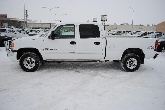 GMC Sierra 2006 photo 2