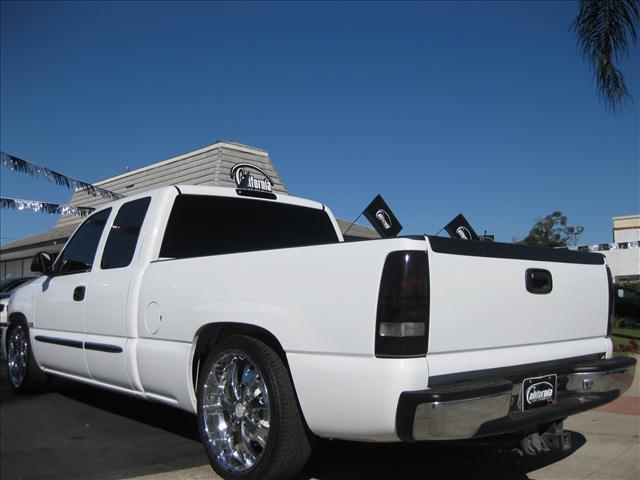 GMC Sierra 2006 photo 2