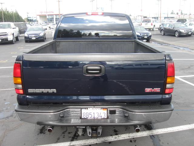 GMC Sierra 2006 photo 1