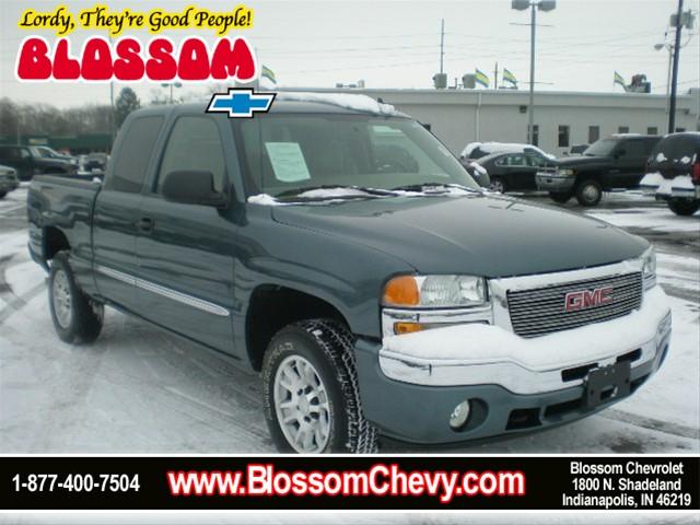 GMC Sierra SLT Pickup