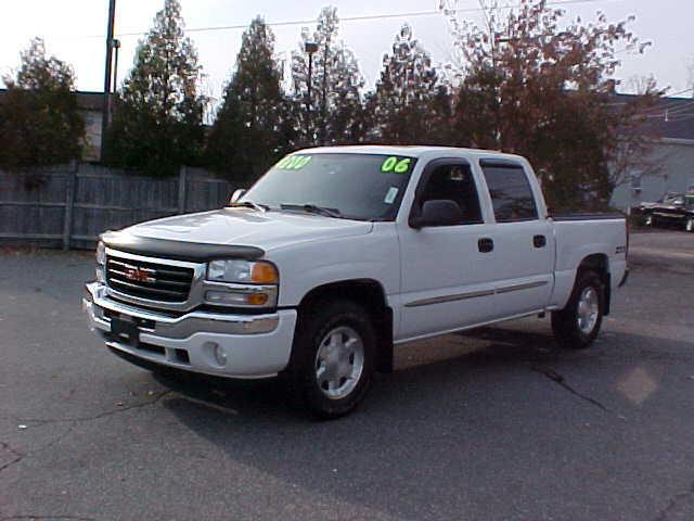 GMC Sierra CREW CAB SLT Pickup