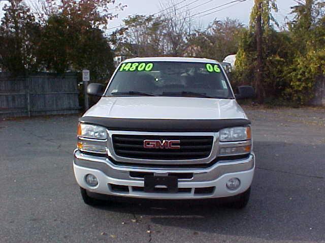 GMC Sierra 2006 photo 1