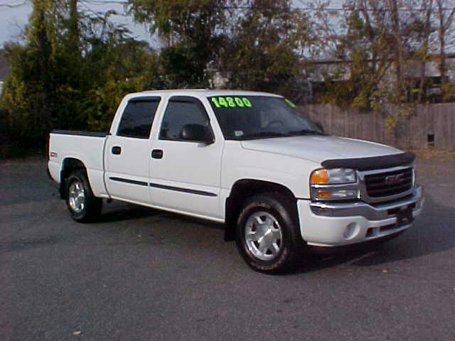 GMC Sierra 2006 photo 2