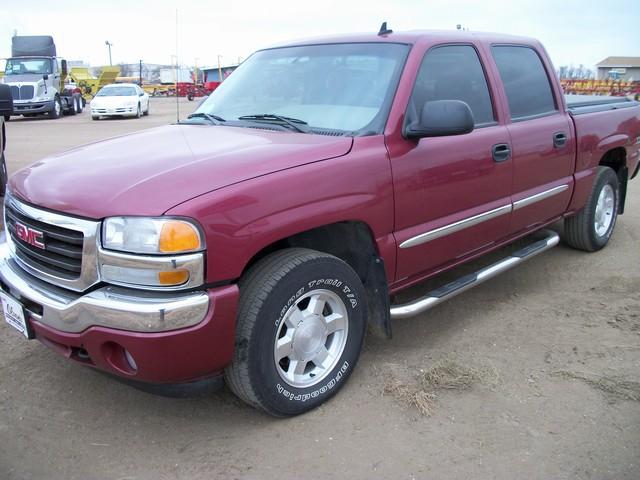 GMC Sierra SLT Pickup