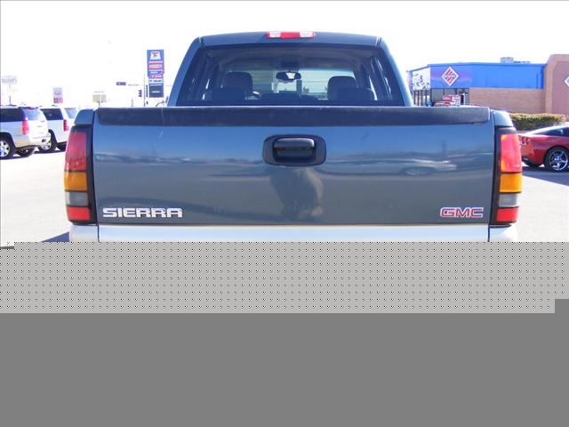 GMC Sierra 2006 photo 1