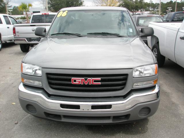 GMC Sierra 2006 photo 1