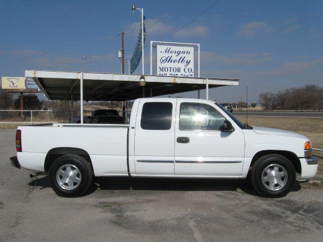 GMC Sierra 2006 photo 2