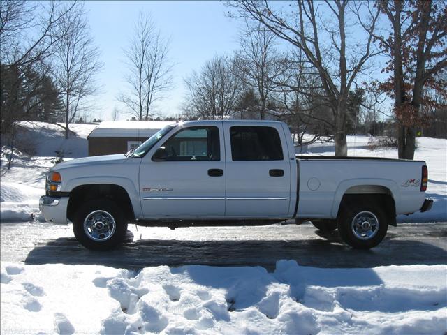 GMC Sierra 2006 photo 1