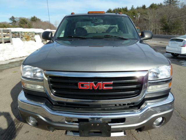 GMC Sierra 2006 photo 1