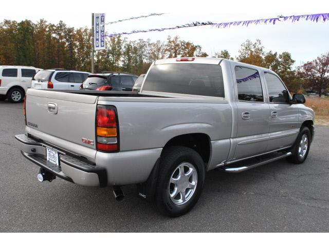 GMC Sierra EX Sedan 4D Pickup