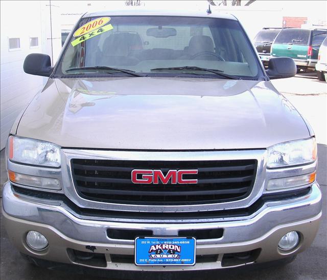 GMC Sierra 2006 photo 1