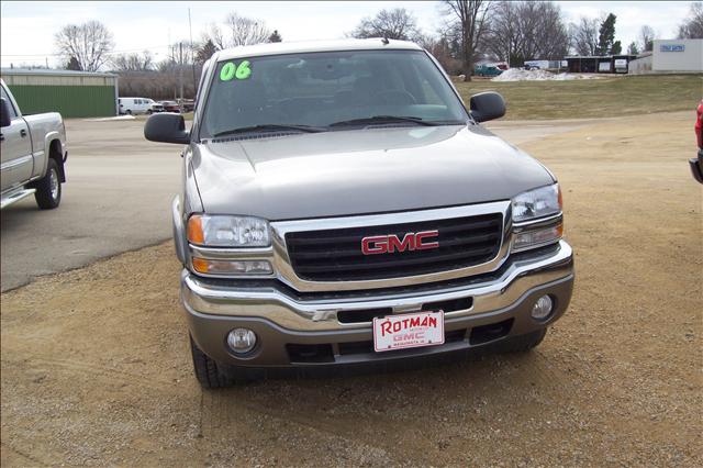 GMC Sierra 2006 photo 1