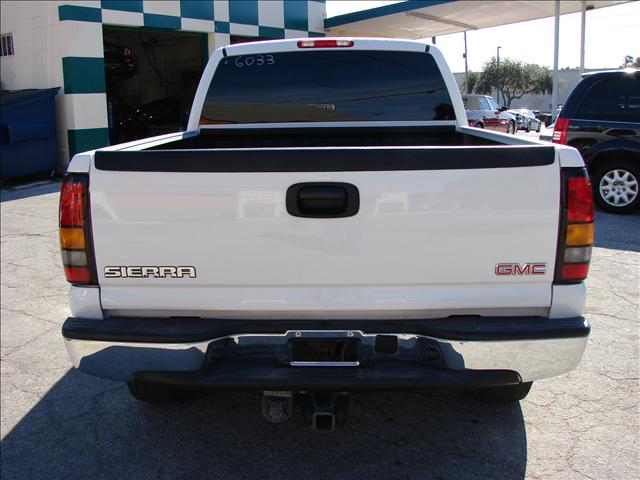 GMC Sierra 2006 photo 4